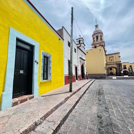 Hostal Luna 49 Querétaro Esterno foto