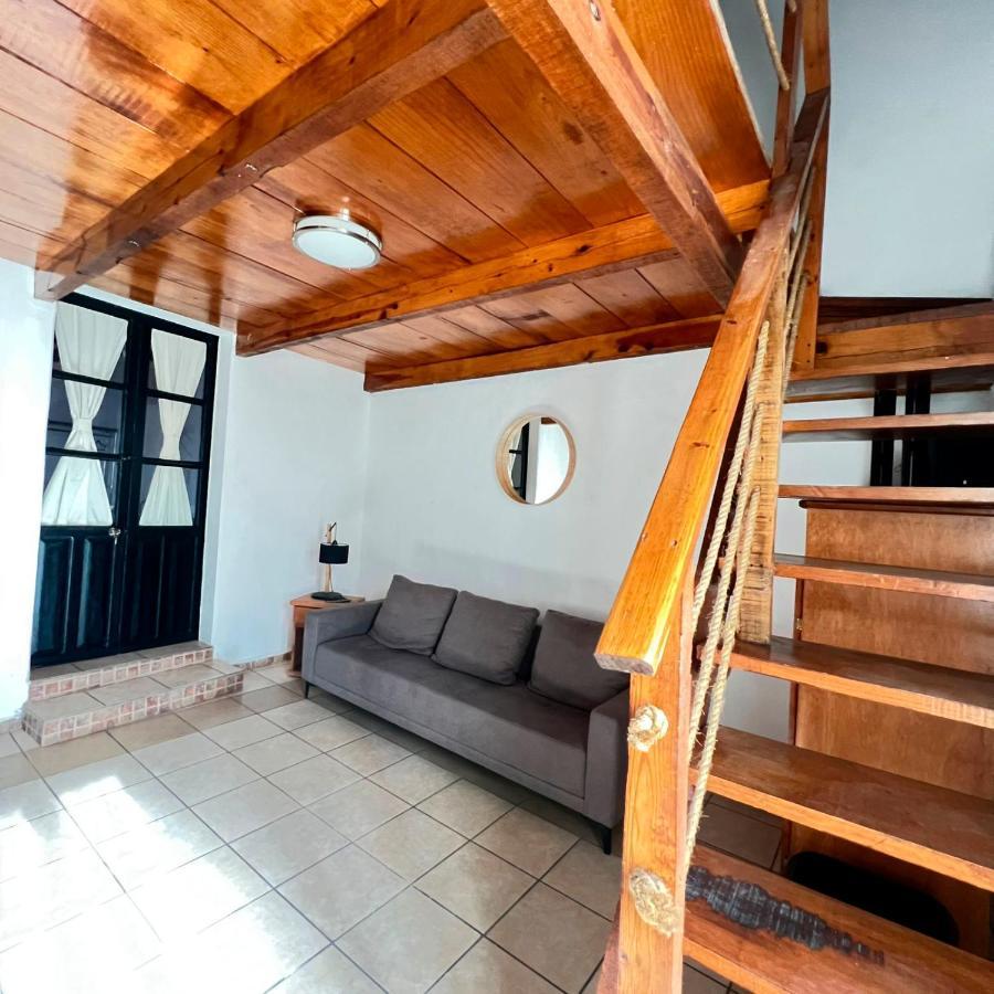 Hostal Luna 49 Querétaro Esterno foto