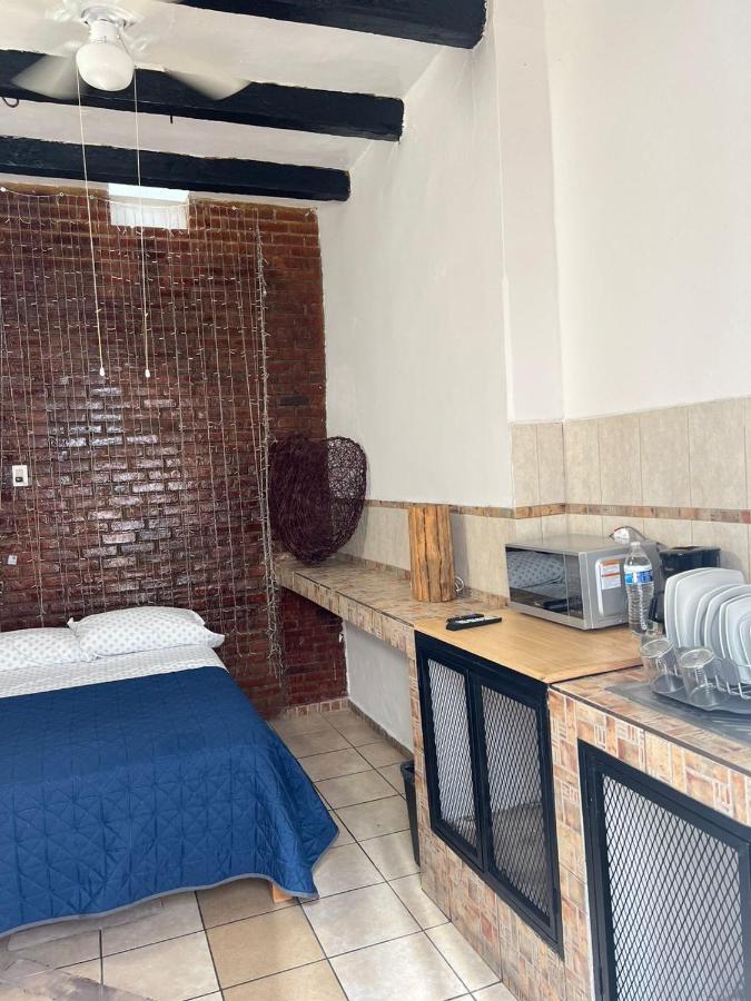 Hostal Luna 49 Querétaro Esterno foto